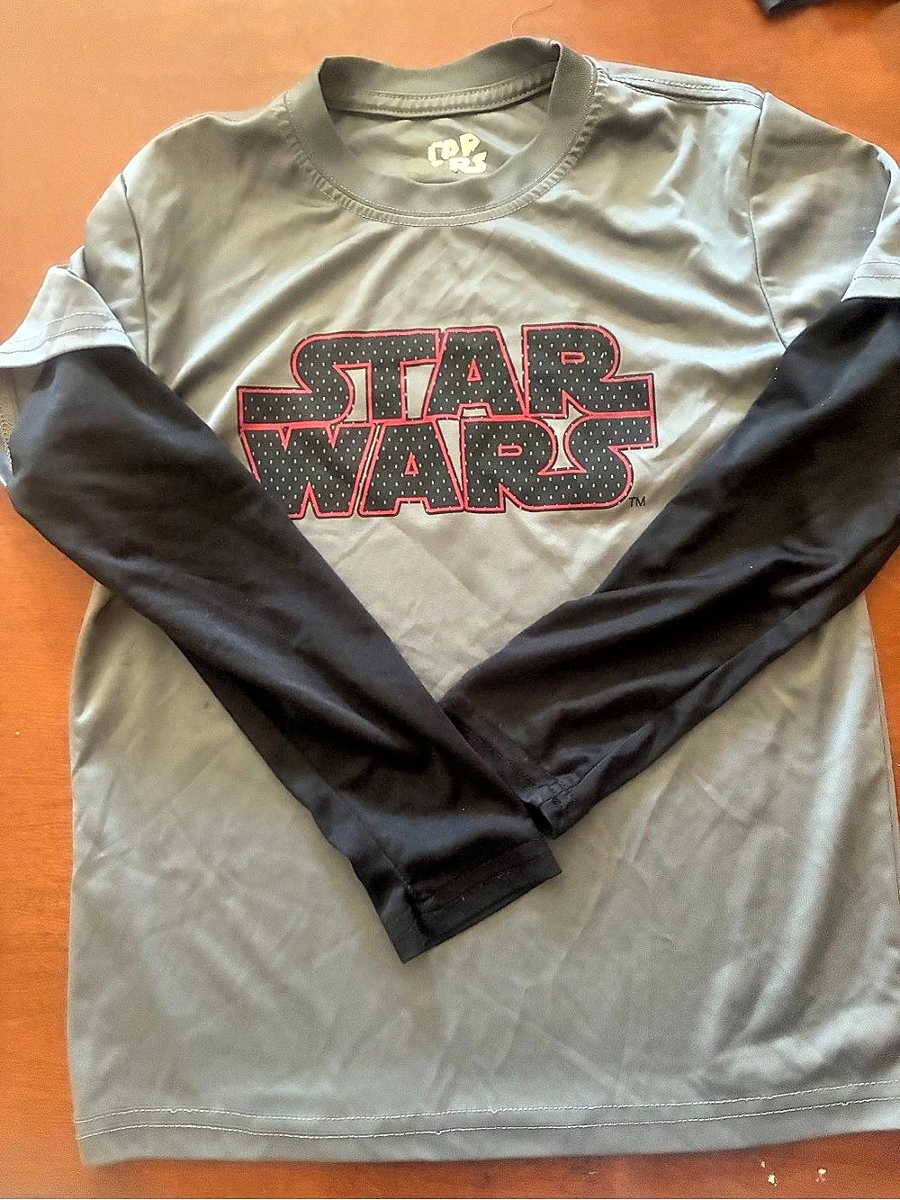 Star Wars Long Sleeve Graphic Tee in Gray & Black